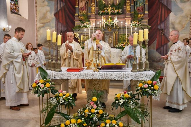 O. Dominik Magdalenić iz Belice proslavio srebrni svećenički jubilej